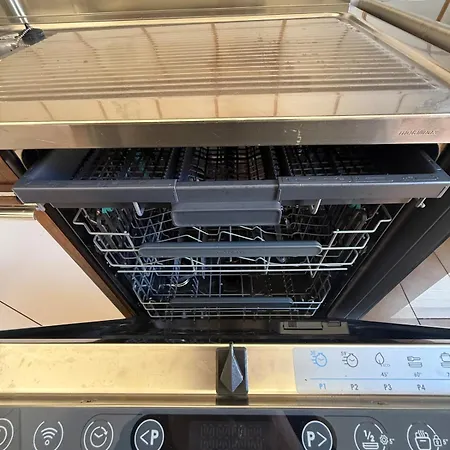 70s Vibes A Stone's Throw From Bocconi 펜션 밀라노