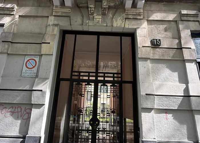 Dom wakacyjny 70S Vibes Milan Flat Close To Bocconi University Mediolan